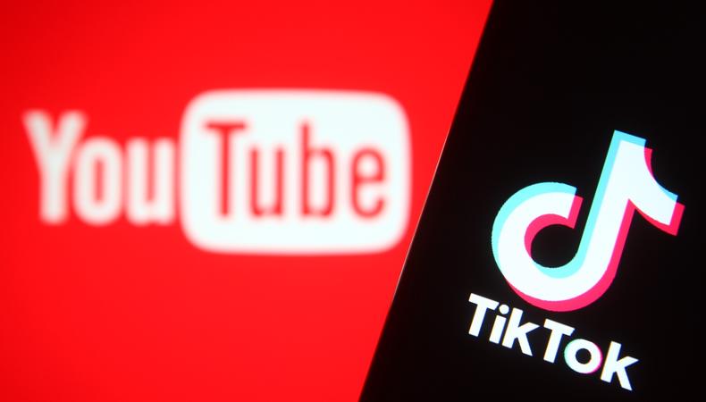 TikTok vs YouTube: Which Platform is Better for Creators?